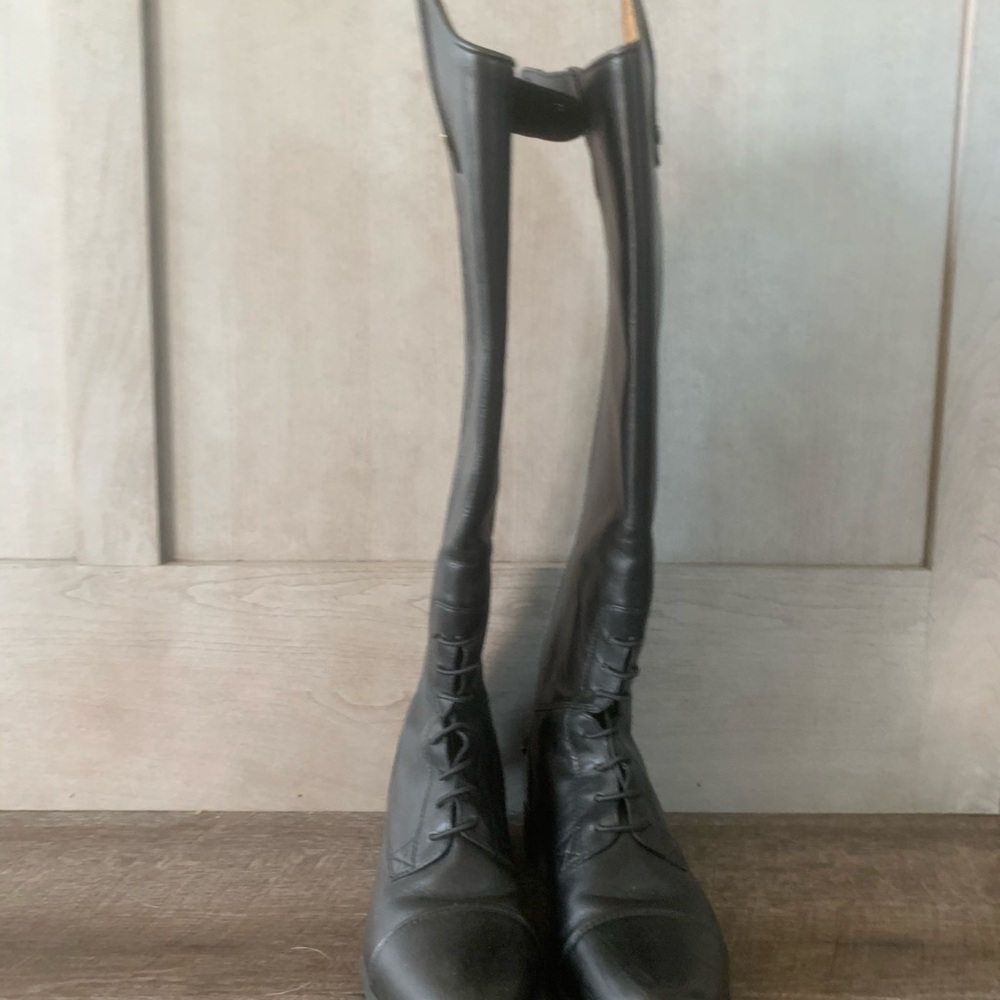 Ariat show boots barely worn